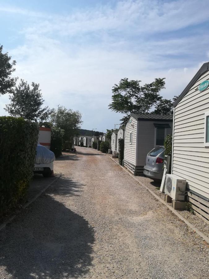 Отель Camping Pascalounet Ла-Курон Экстерьер фото